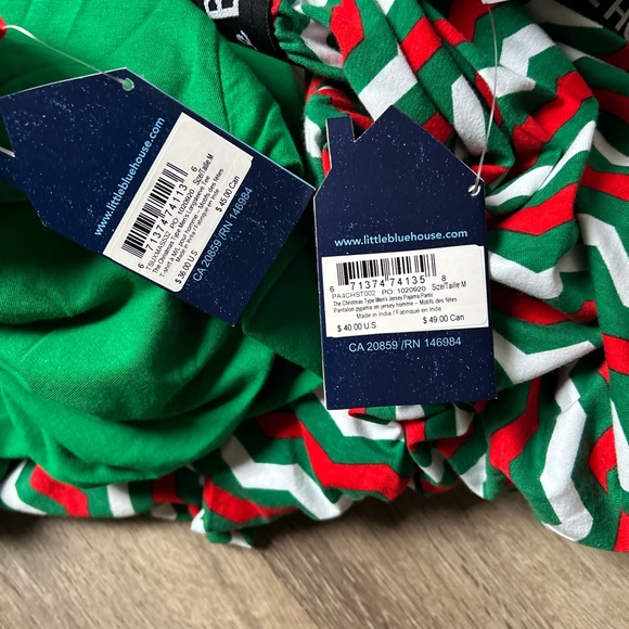 Family Luxury Holiday pajamas - Picture 6 of 7